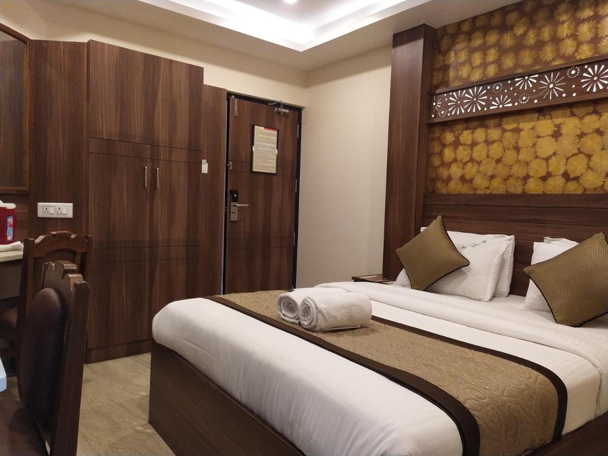 פונדיצ'רי Hotel White Boutique מראה חיצוני תמונה