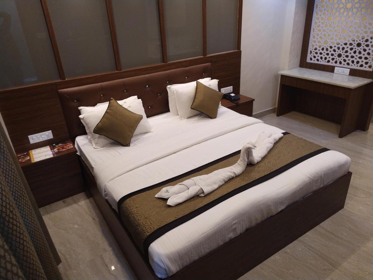 פונדיצ'רי Hotel White Boutique מראה חיצוני תמונה