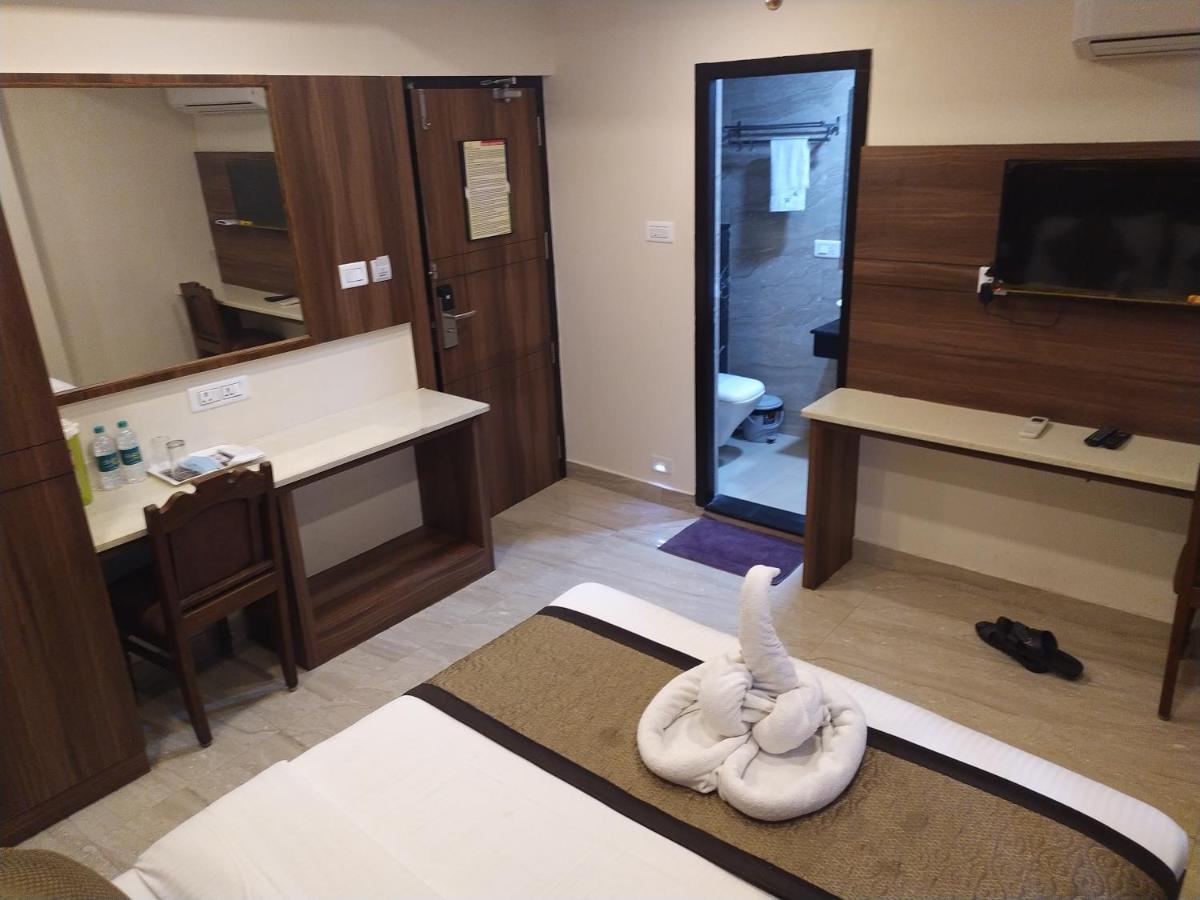 פונדיצ'רי Hotel White Boutique מראה חיצוני תמונה