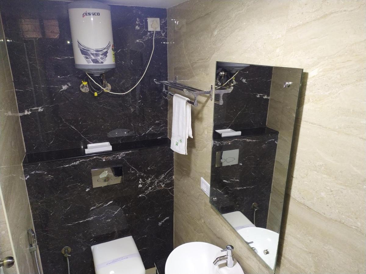 פונדיצ'רי Hotel White Boutique מראה חיצוני תמונה