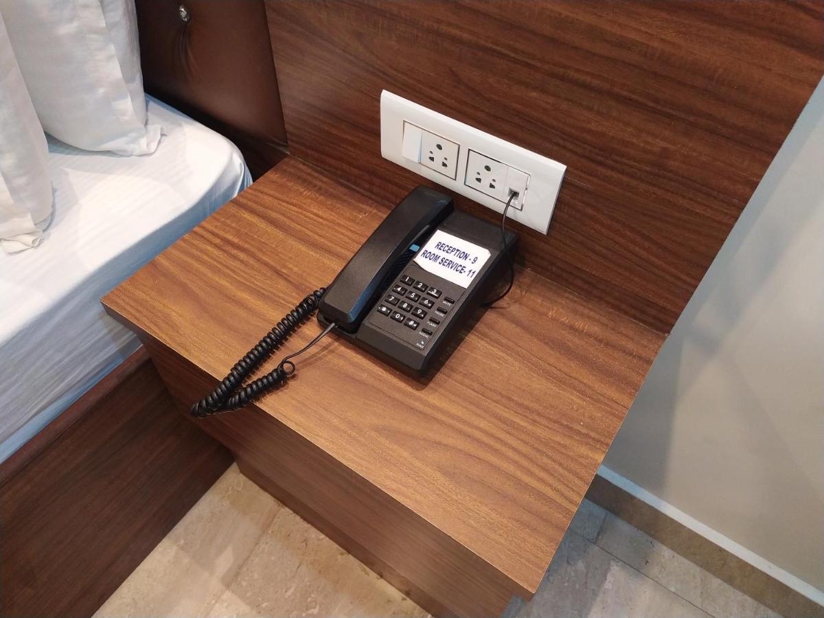פונדיצ'רי Hotel White Boutique מראה חיצוני תמונה