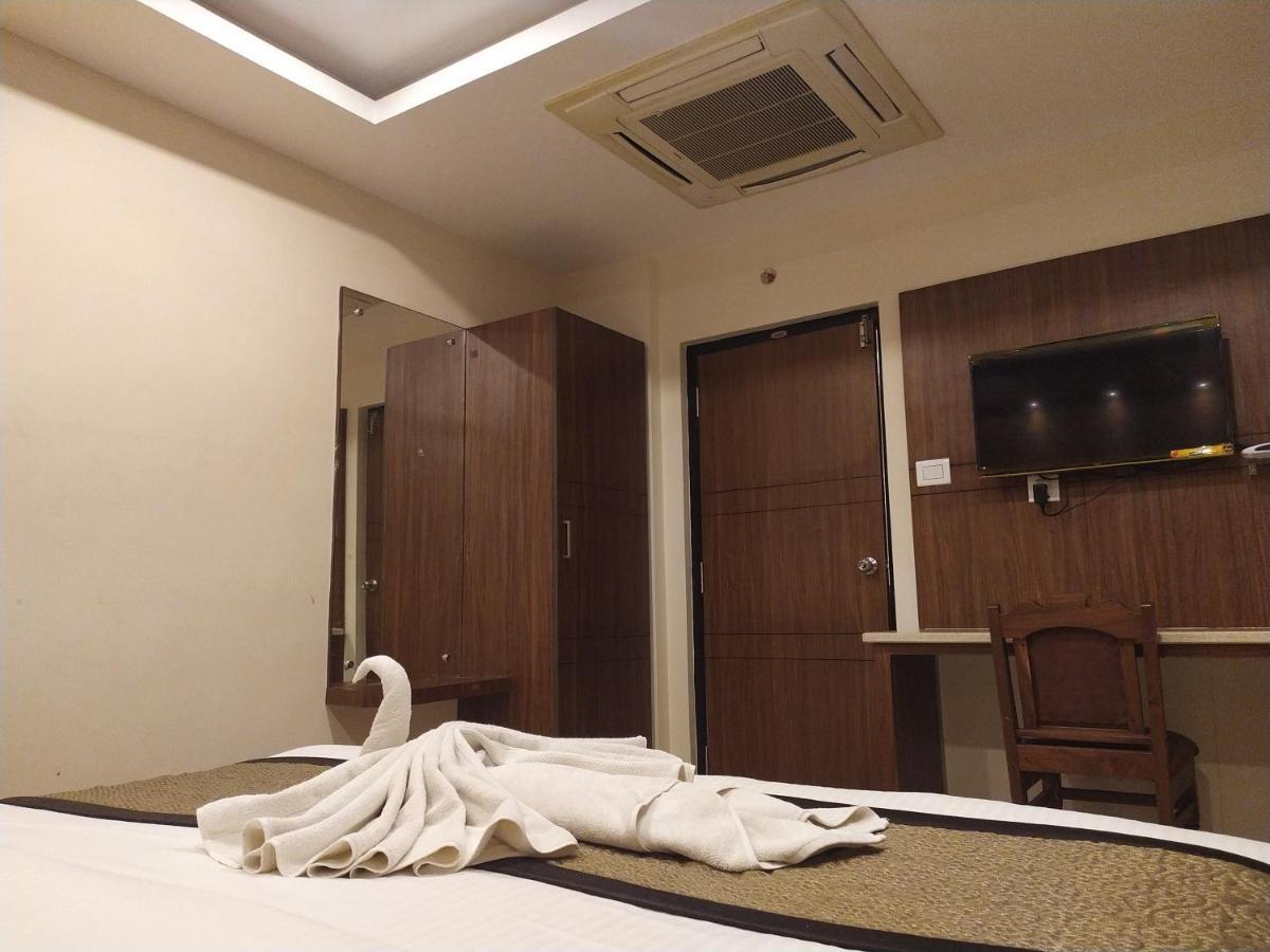 פונדיצ'רי Hotel White Boutique מראה חיצוני תמונה