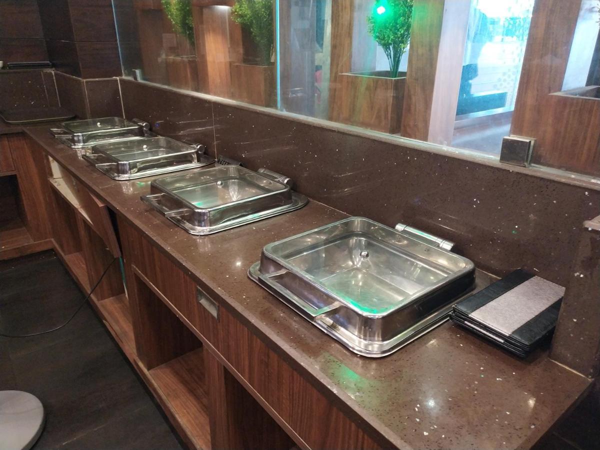 פונדיצ'רי Hotel White Boutique מראה חיצוני תמונה