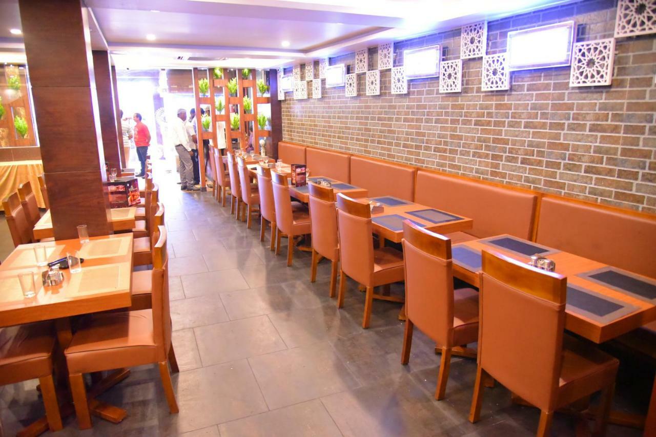 פונדיצ'רי Hotel White Boutique מראה חיצוני תמונה