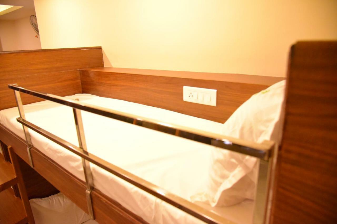 פונדיצ'רי Hotel White Boutique מראה חיצוני תמונה