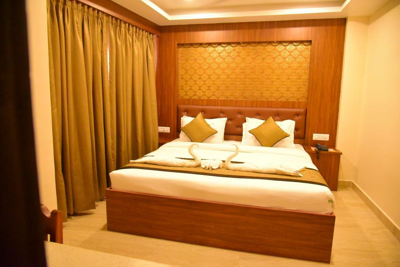 פונדיצ'רי Hotel White Boutique מראה חיצוני תמונה