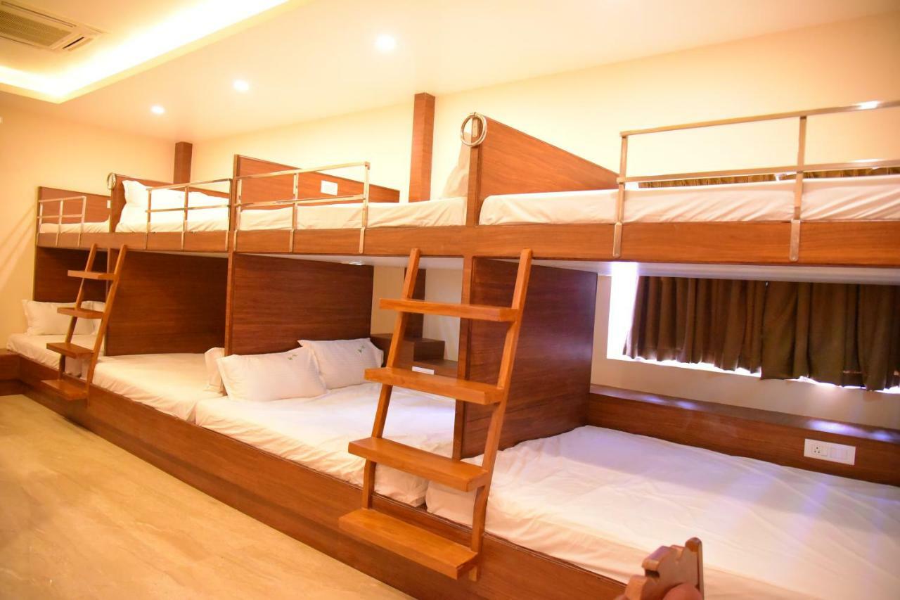 פונדיצ'רי Hotel White Boutique מראה חיצוני תמונה