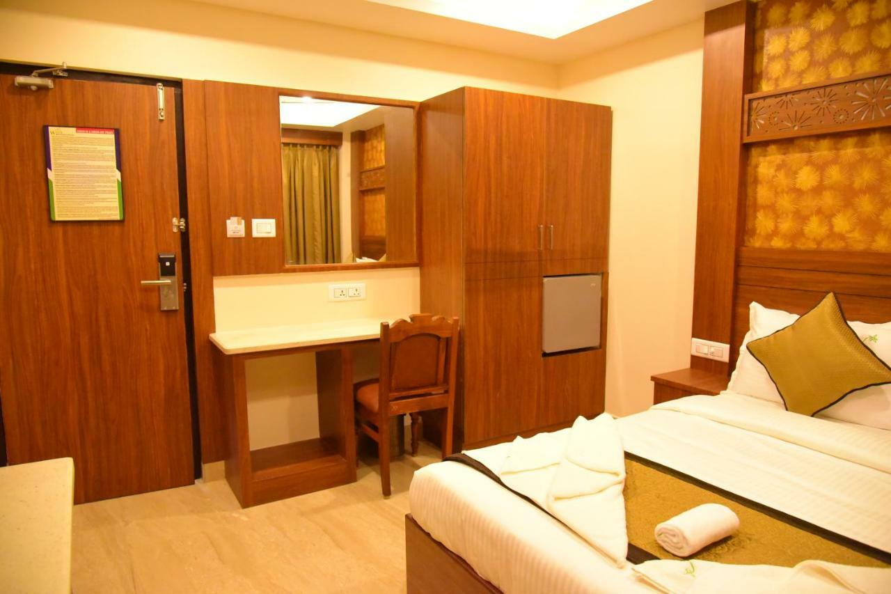 פונדיצ'רי Hotel White Boutique מראה חיצוני תמונה